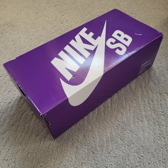 Size 6M / 7.5W Nike SB Dunk Low Pro PRM City Of Style FN5880-001 AUTHENTIC NEW! - Picture 8 of 9